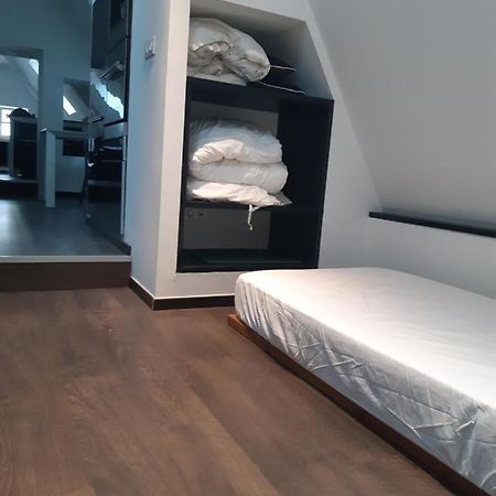 Superbe Loft En Centre-Historique Apartment Quimper Bagian luar foto