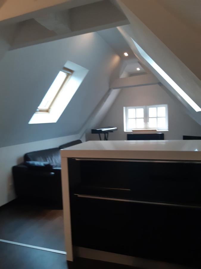 Superbe Loft En Centre-Historique Apartment Quimper Bagian luar foto